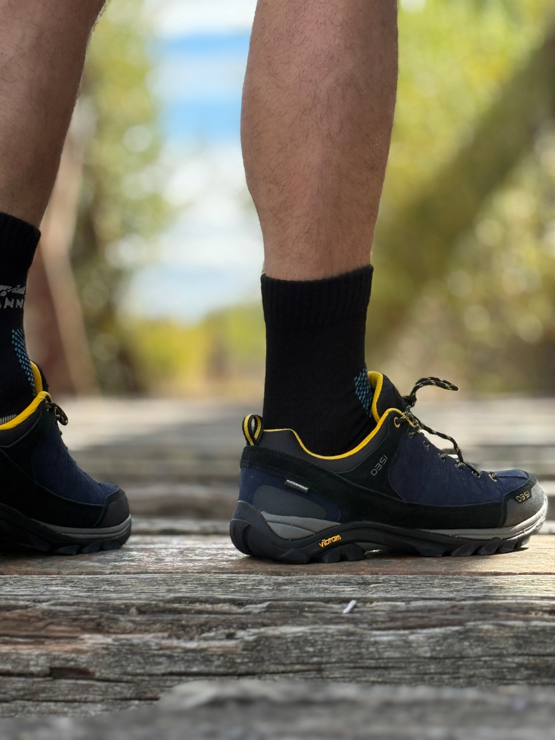 Desi Outdoor Provincia Marine — Zapatilla Trekking Unisex | Cuero Nobuck | Suela Vibram