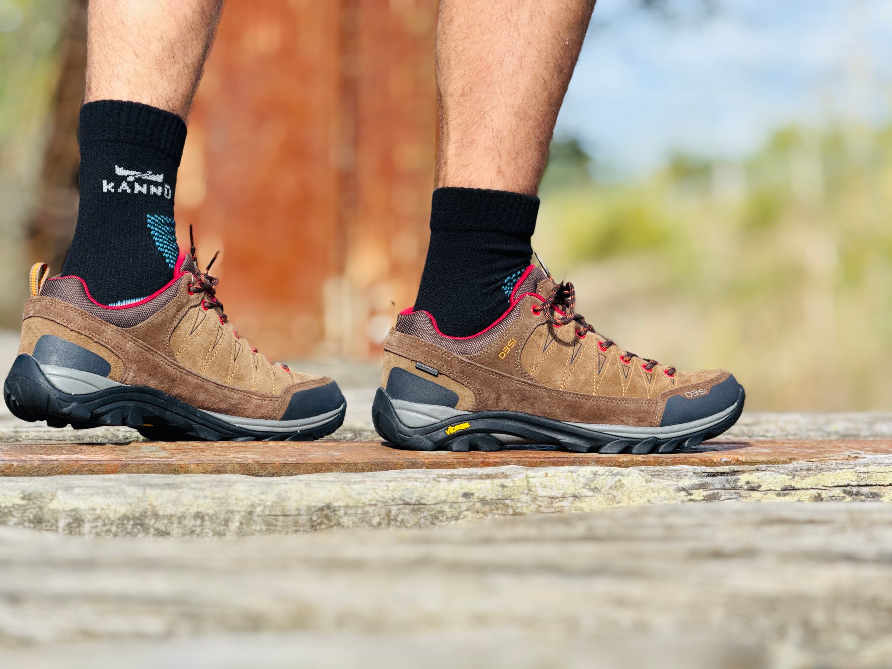 Desi Outdoor Provincia Brown — Zapatilla Trekking Unisex | Cuero Nobuck | Suela Vibram