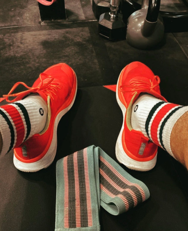 Avocco Vento Patriot — Zapatilla Running Hombre | Fibra de Carbono | GigaGrip